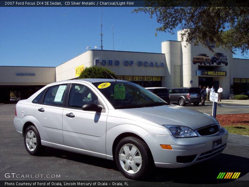 CD Silver Metallic / Charcoal/Light Flint 2007 Ford Focus ZX4 SE Sedan