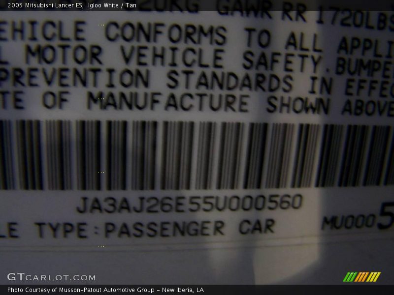 Igloo White / Tan 2005 Mitsubishi Lancer ES