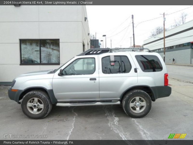 Silver Lightning Metallic / Charcoal 2004 Nissan Xterra XE 4x4