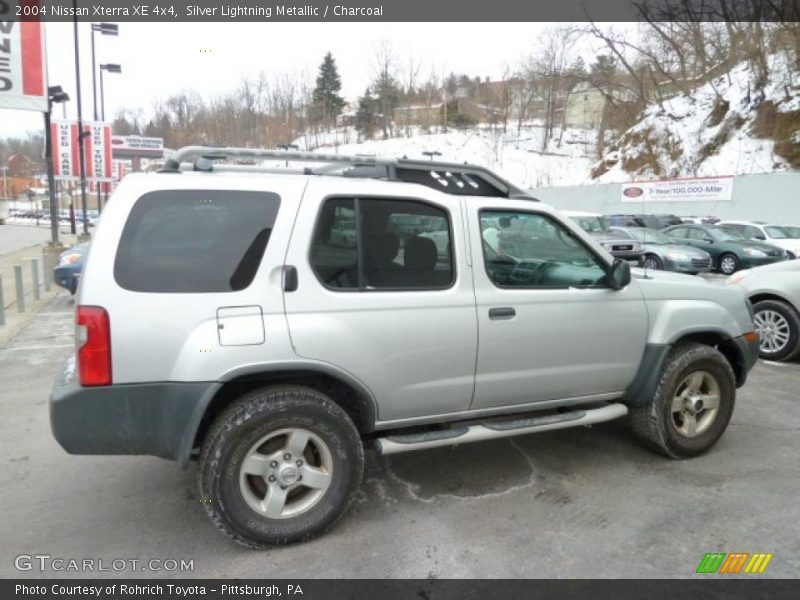 Silver Lightning Metallic / Charcoal 2004 Nissan Xterra XE 4x4