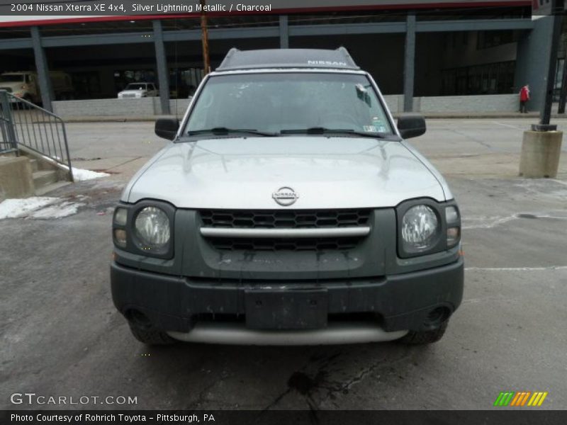 Silver Lightning Metallic / Charcoal 2004 Nissan Xterra XE 4x4