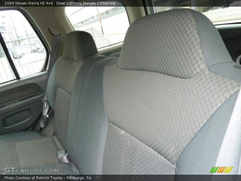 Silver Lightning Metallic / Charcoal 2004 Nissan Xterra XE 4x4