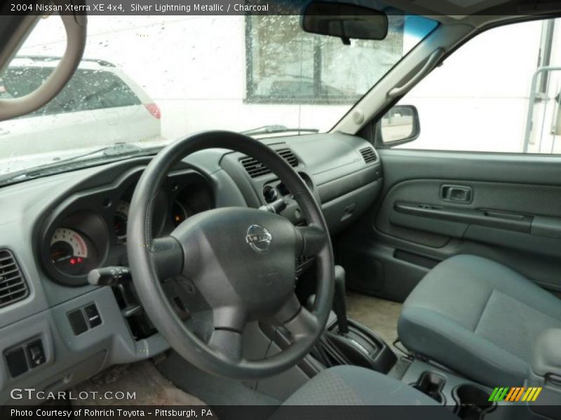 Silver Lightning Metallic / Charcoal 2004 Nissan Xterra XE 4x4
