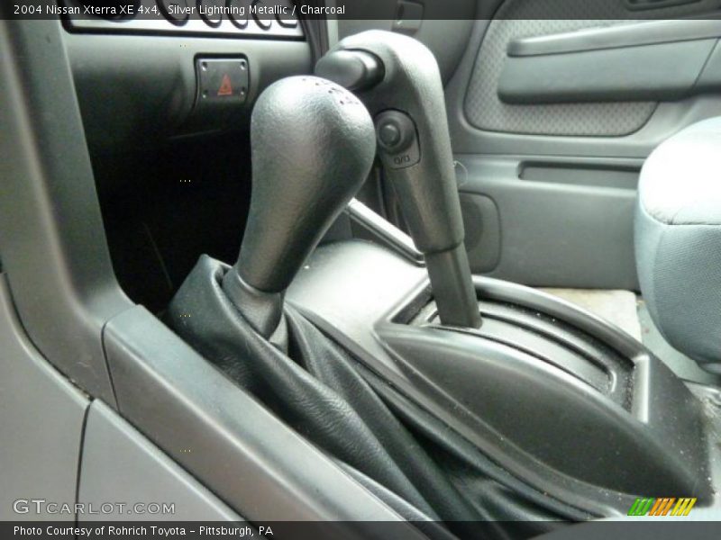 Silver Lightning Metallic / Charcoal 2004 Nissan Xterra XE 4x4