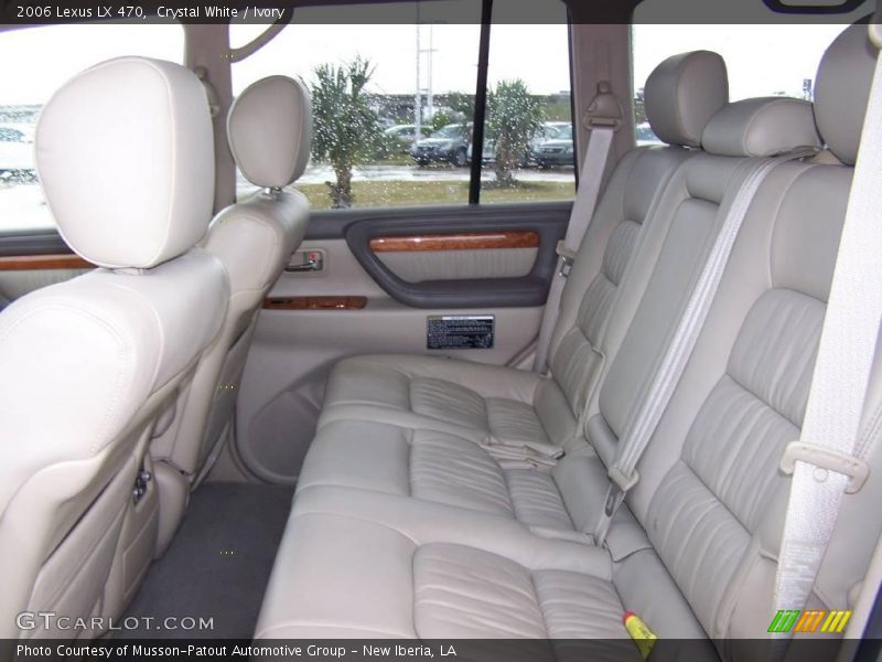 Crystal White / Ivory 2006 Lexus LX 470