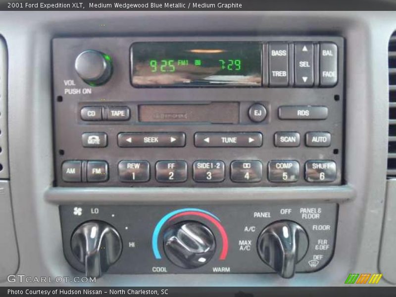 Medium Wedgewood Blue Metallic / Medium Graphite 2001 Ford Expedition XLT