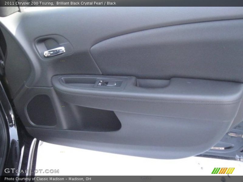 Brilliant Black Crystal Pearl / Black 2011 Chrysler 200 Touring