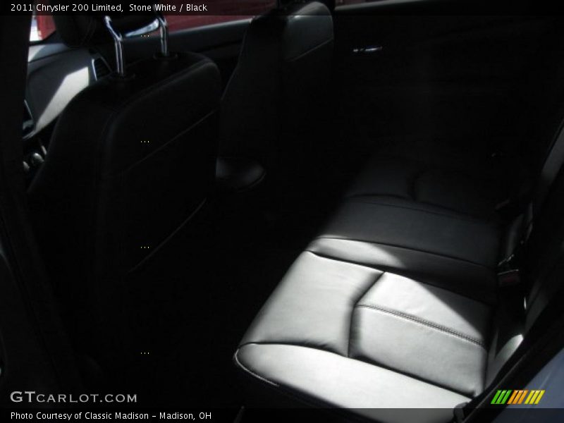 Stone White / Black 2011 Chrysler 200 Limited