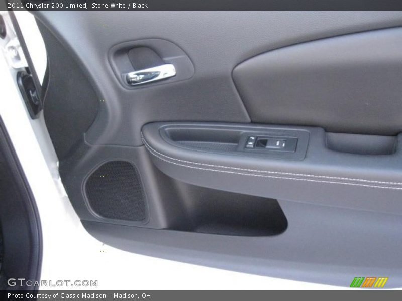 Stone White / Black 2011 Chrysler 200 Limited