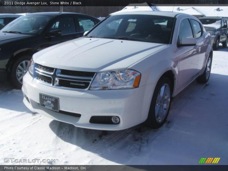 Stone White / Black 2011 Dodge Avenger Lux
