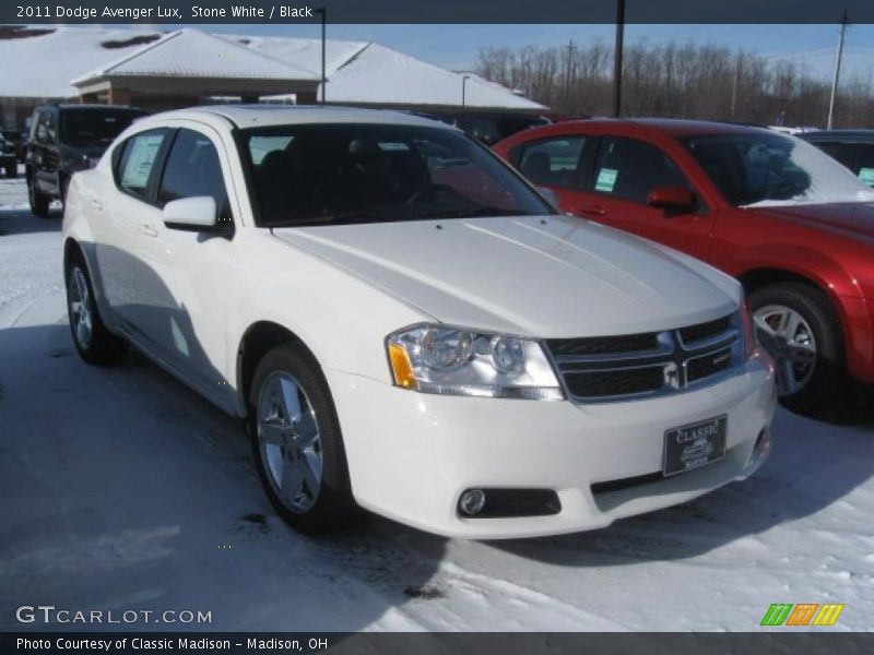 Stone White / Black 2011 Dodge Avenger Lux