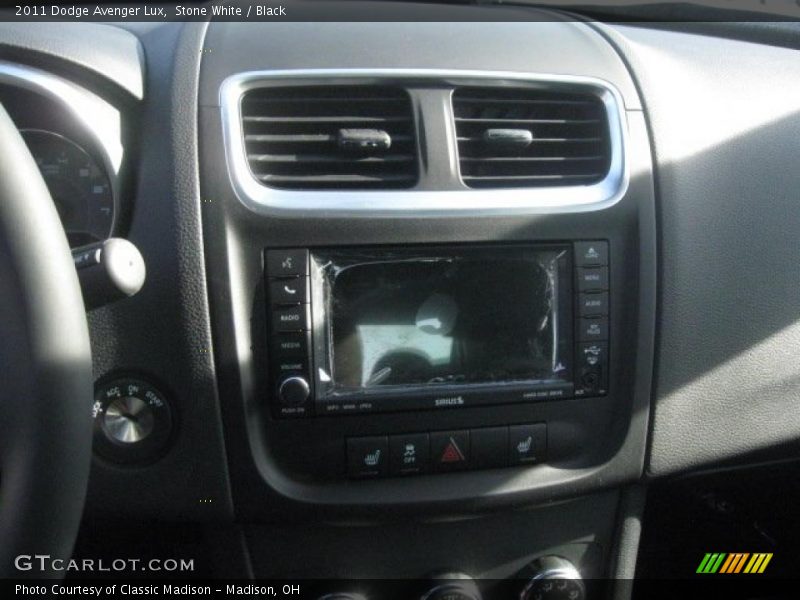 Stone White / Black 2011 Dodge Avenger Lux