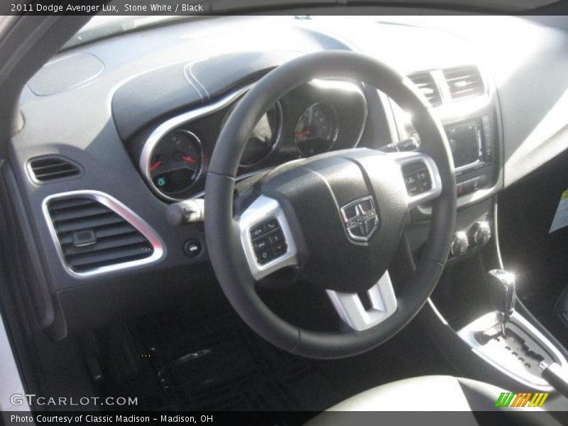 Stone White / Black 2011 Dodge Avenger Lux