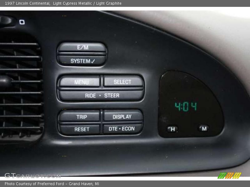 Controls of 1997 Continental 
