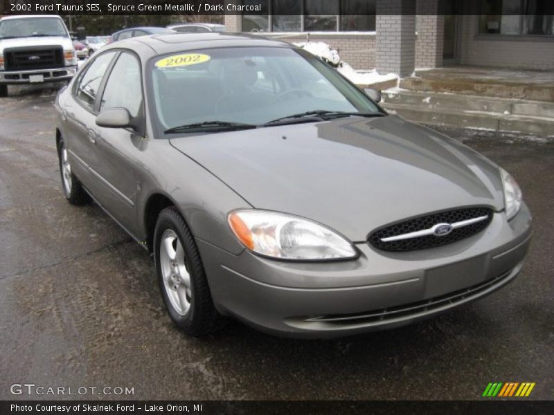 Spruce Green Metallic / Dark Charcoal 2002 Ford Taurus SES