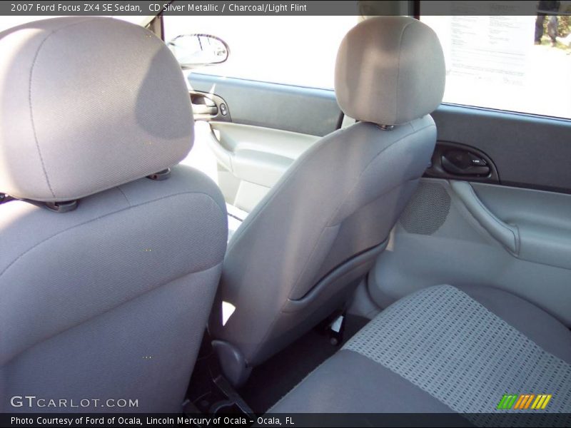 CD Silver Metallic / Charcoal/Light Flint 2007 Ford Focus ZX4 SE Sedan