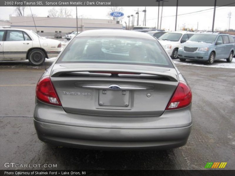 Spruce Green Metallic / Dark Charcoal 2002 Ford Taurus SES