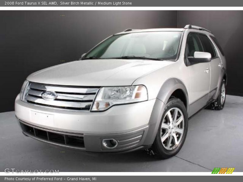 Front 3/4 View of 2008 Taurus X SEL AWD