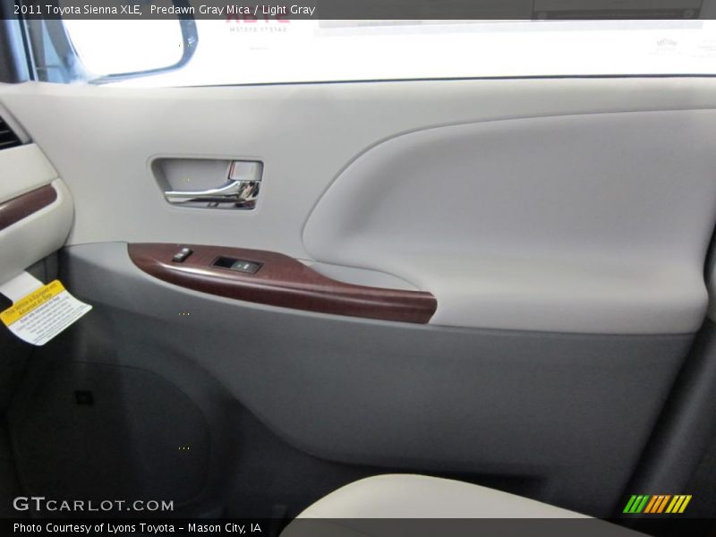 Predawn Gray Mica / Light Gray 2011 Toyota Sienna XLE