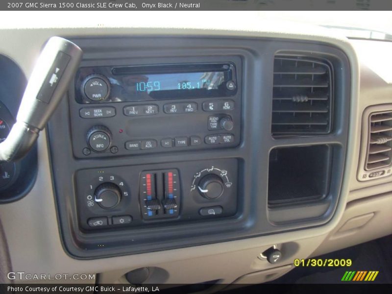 Onyx Black / Neutral 2007 GMC Sierra 1500 Classic SLE Crew Cab