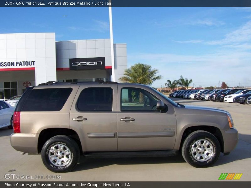 Antique Bronze Metallic / Light Tan 2007 GMC Yukon SLE