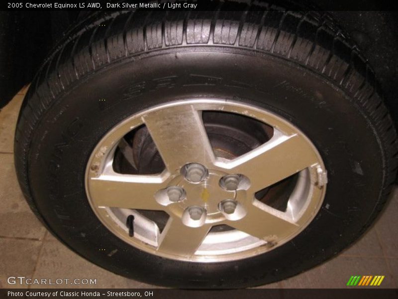 Dark Silver Metallic / Light Gray 2005 Chevrolet Equinox LS AWD