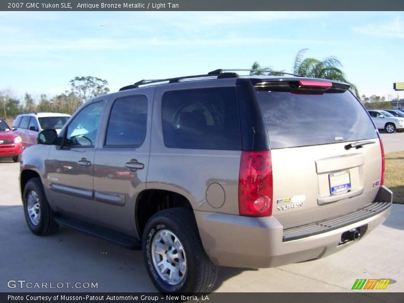 Antique Bronze Metallic / Light Tan 2007 GMC Yukon SLE