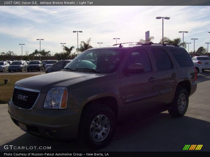 Antique Bronze Metallic / Light Tan 2007 GMC Yukon SLE