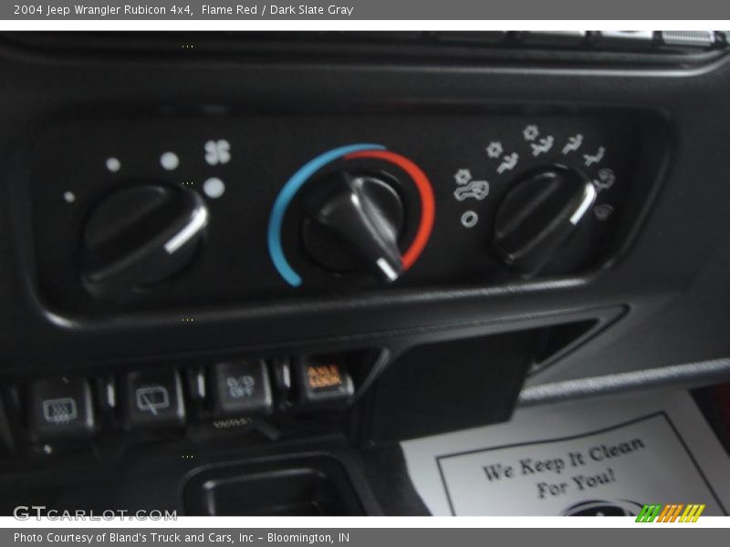 Flame Red / Dark Slate Gray 2004 Jeep Wrangler Rubicon 4x4