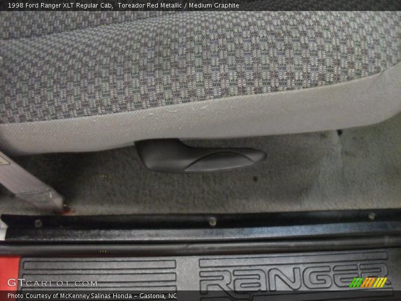 Toreador Red Metallic / Medium Graphite 1998 Ford Ranger XLT Regular Cab