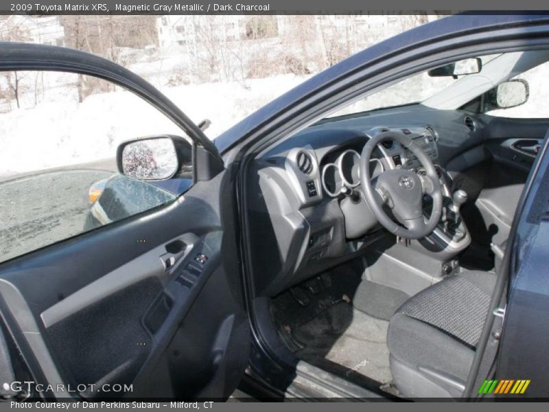 Magnetic Gray Metallic / Dark Charcoal 2009 Toyota Matrix XRS