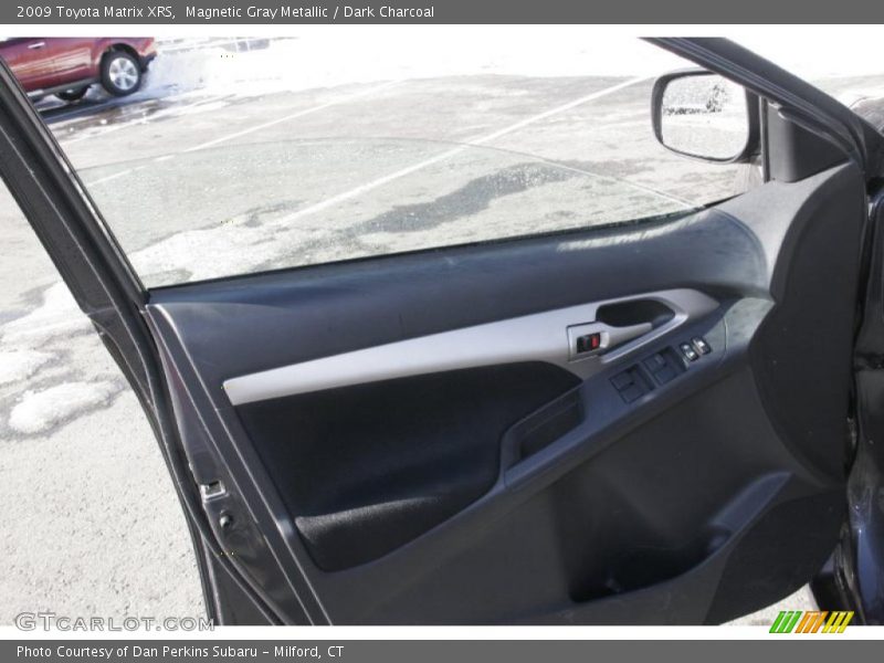 Magnetic Gray Metallic / Dark Charcoal 2009 Toyota Matrix XRS