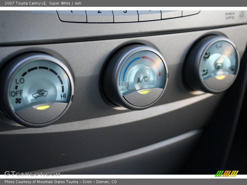 Super White / Ash 2007 Toyota Camry LE
