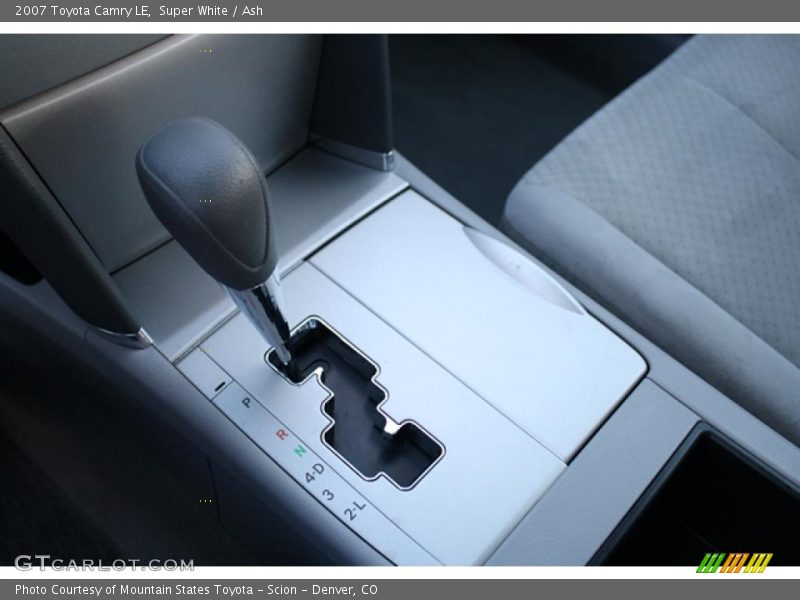 Super White / Ash 2007 Toyota Camry LE