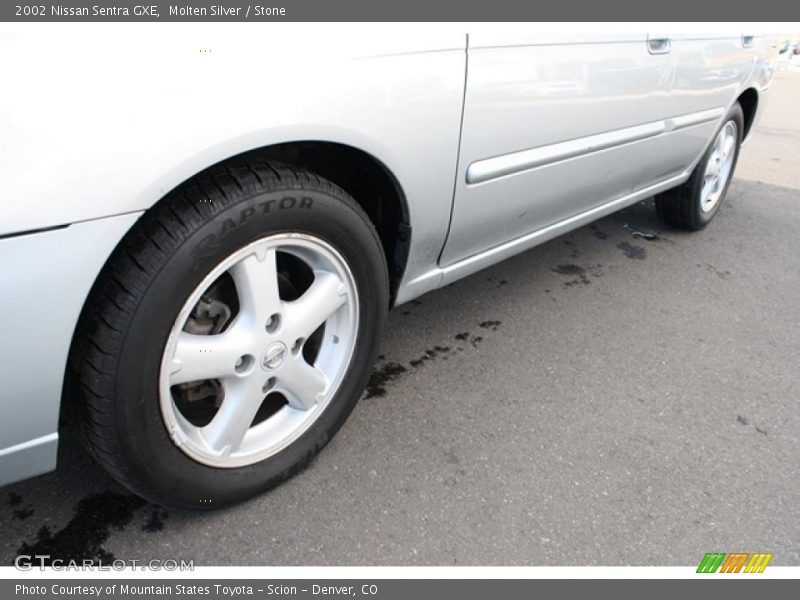 Molten Silver / Stone 2002 Nissan Sentra GXE
