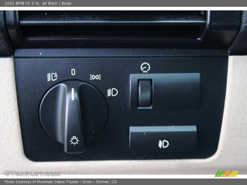 Jet Black / Beige 2003 BMW X5 3.0i