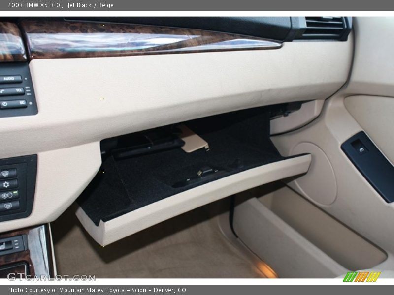 Jet Black / Beige 2003 BMW X5 3.0i