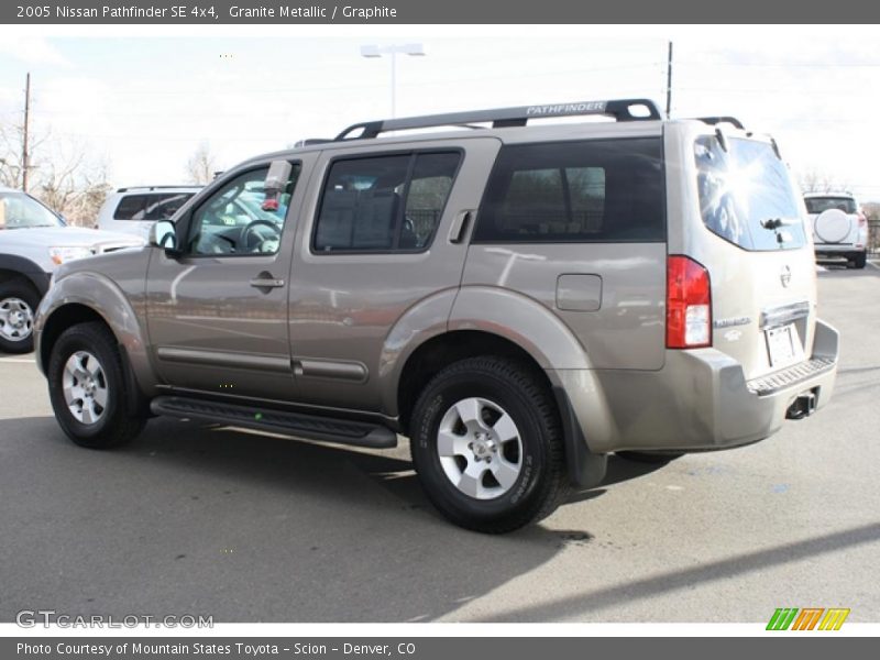 Granite Metallic / Graphite 2005 Nissan Pathfinder SE 4x4