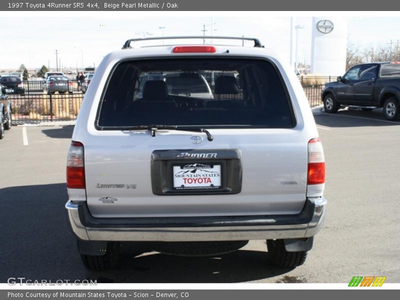 Beige Pearl Metallic / Oak 1997 Toyota 4Runner SR5 4x4
