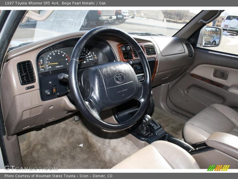 Beige Pearl Metallic / Oak 1997 Toyota 4Runner SR5 4x4