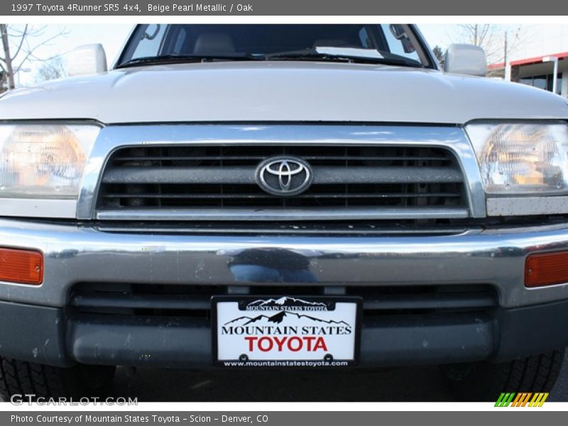 Beige Pearl Metallic / Oak 1997 Toyota 4Runner SR5 4x4