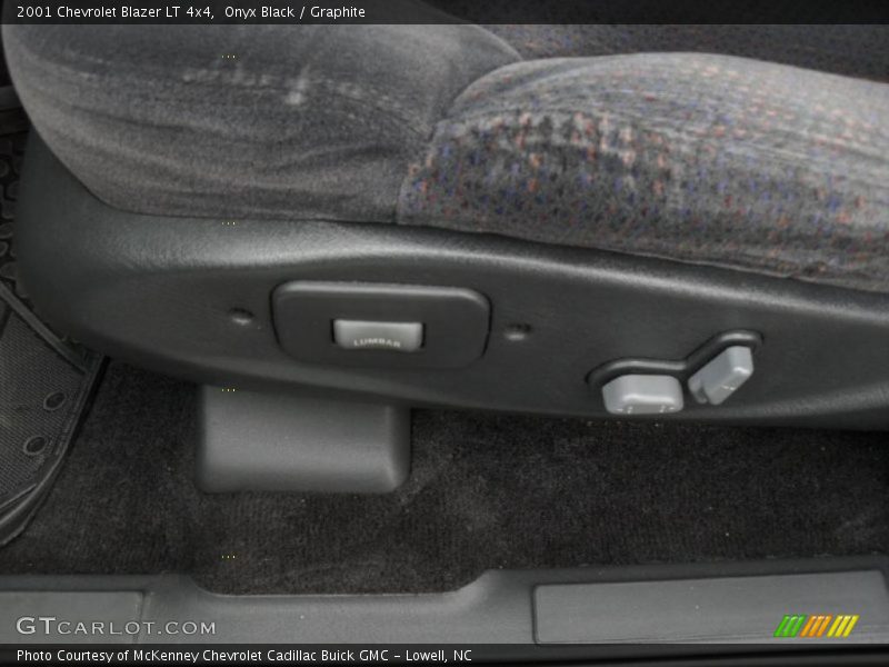 Onyx Black / Graphite 2001 Chevrolet Blazer LT 4x4