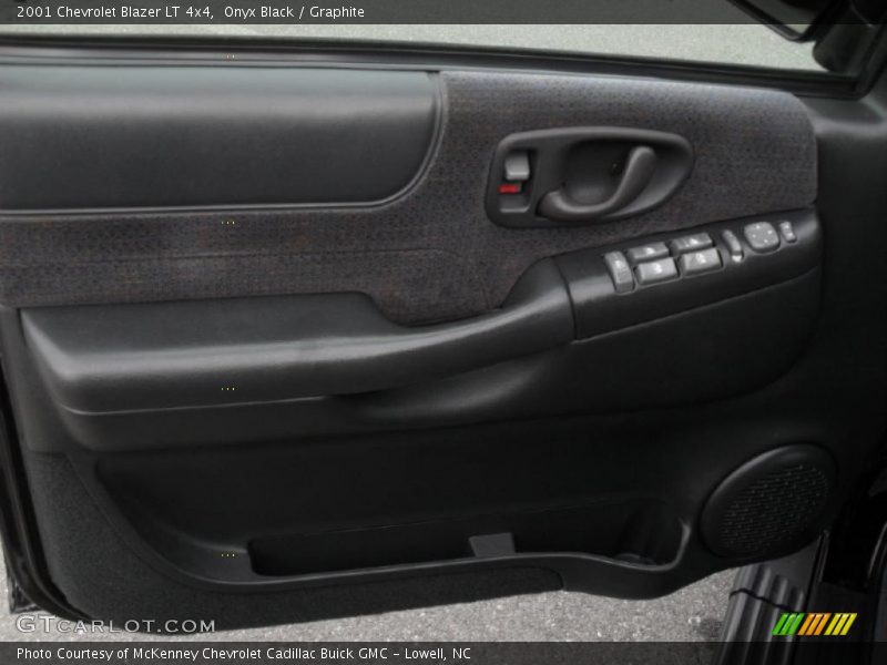 Onyx Black / Graphite 2001 Chevrolet Blazer LT 4x4