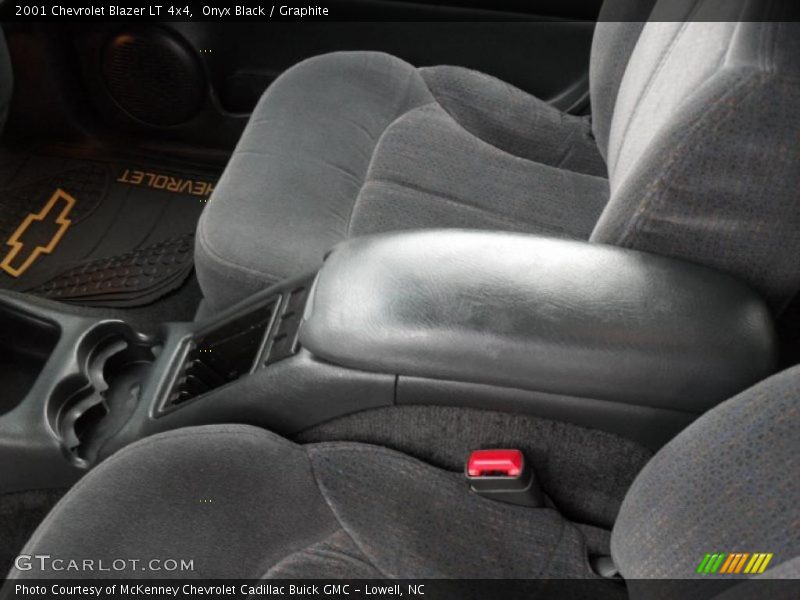 Onyx Black / Graphite 2001 Chevrolet Blazer LT 4x4