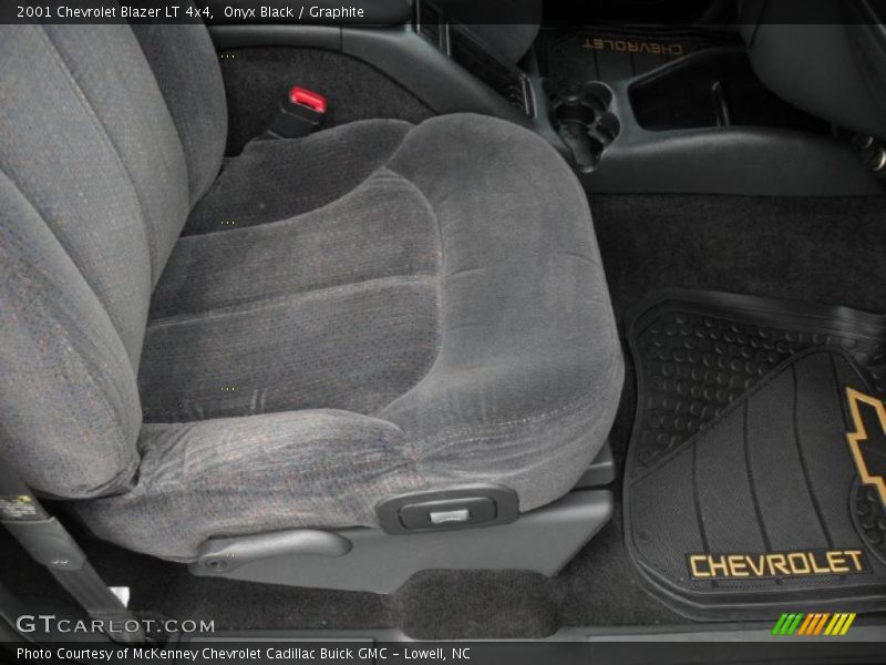 Onyx Black / Graphite 2001 Chevrolet Blazer LT 4x4