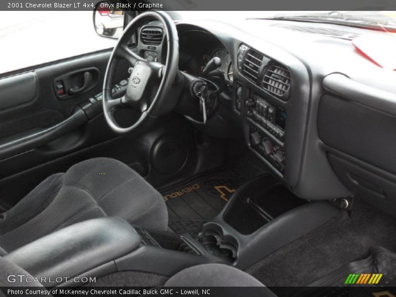 Onyx Black / Graphite 2001 Chevrolet Blazer LT 4x4