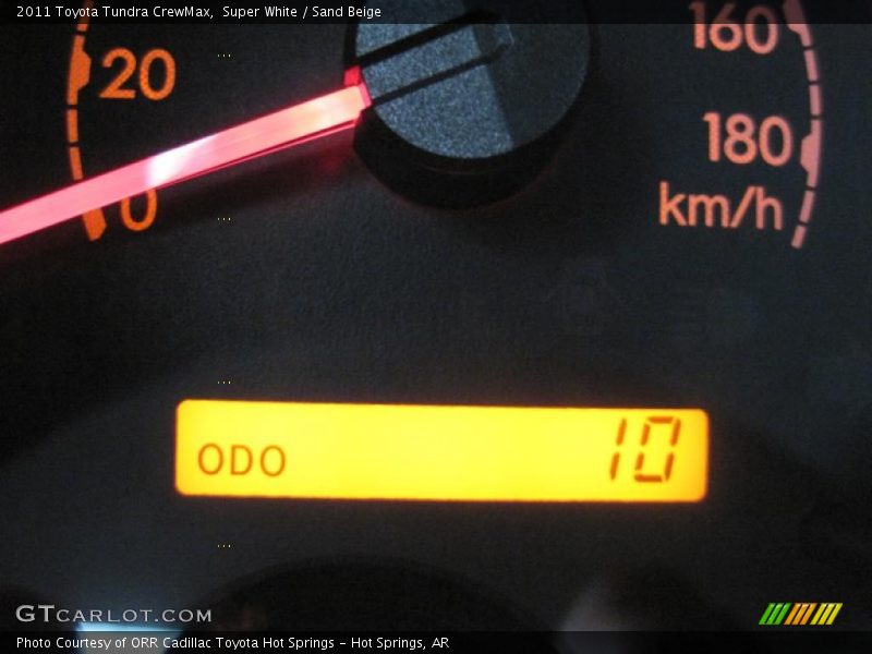 Super White / Sand Beige 2011 Toyota Tundra CrewMax