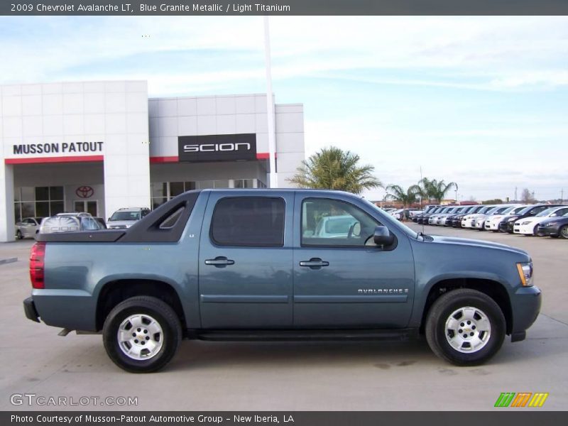 Blue Granite Metallic / Light Titanium 2009 Chevrolet Avalanche LT