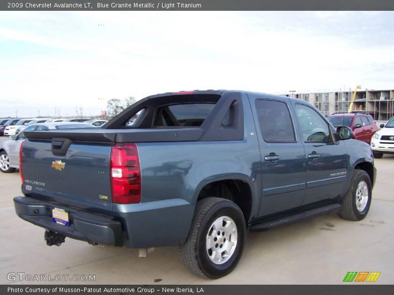 Blue Granite Metallic / Light Titanium 2009 Chevrolet Avalanche LT