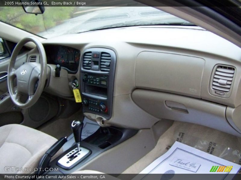 Ebony Black / Beige 2005 Hyundai Sonata GL